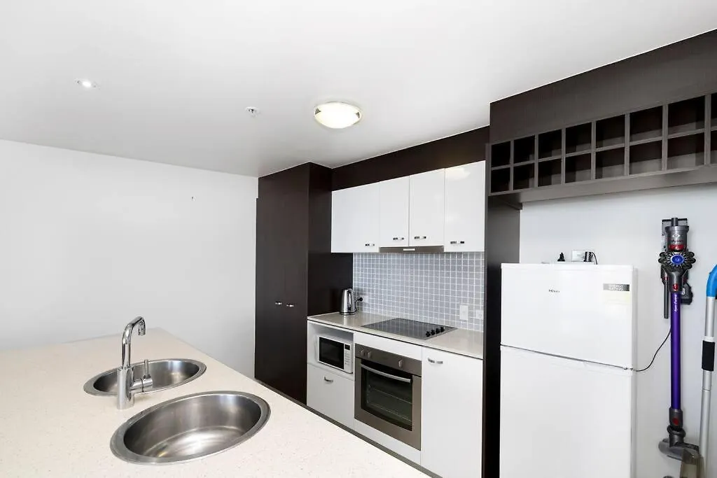 Mantra High Floor Beach Front Apartment Gold Coast Australia